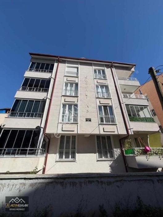 Altın Emlak'Tan Gazi Lisesi Yanında 3+1 Satılık Daire