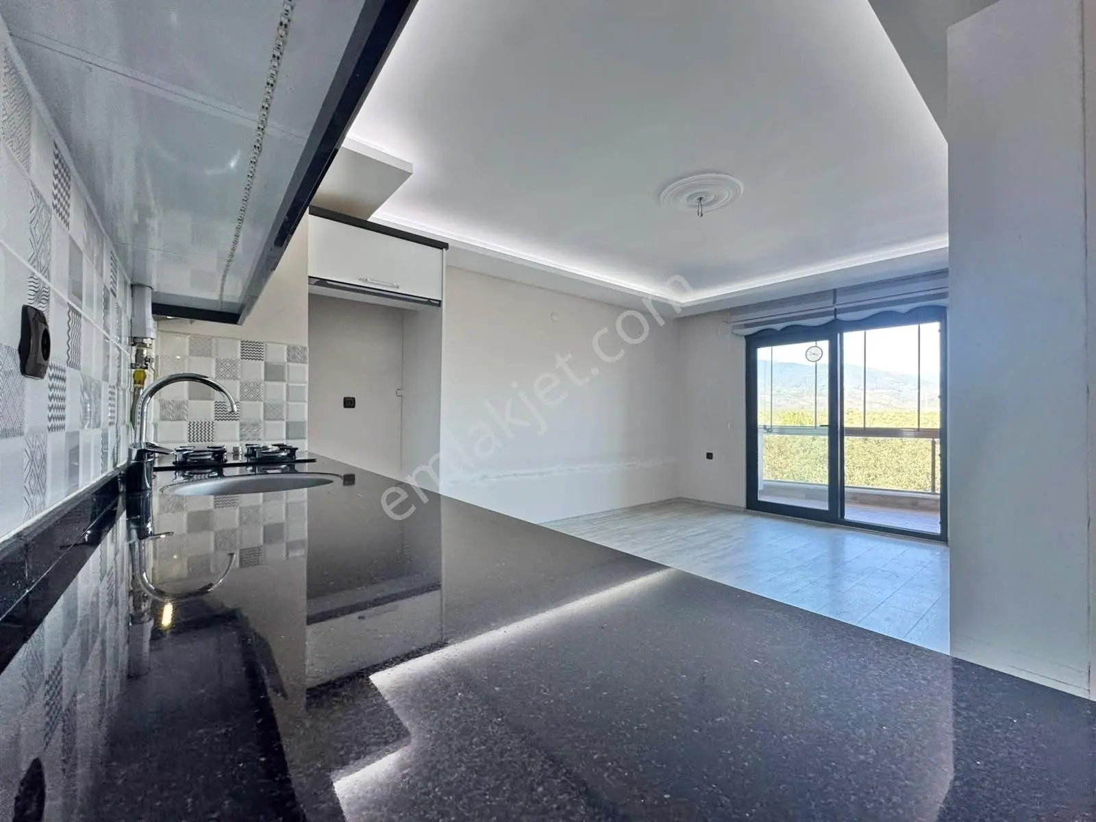 ▀güç'ten Akçayda Kazdağı Manzaralı Lüx Tasarım Kombili 1+1 Daire — fotoğraf 31