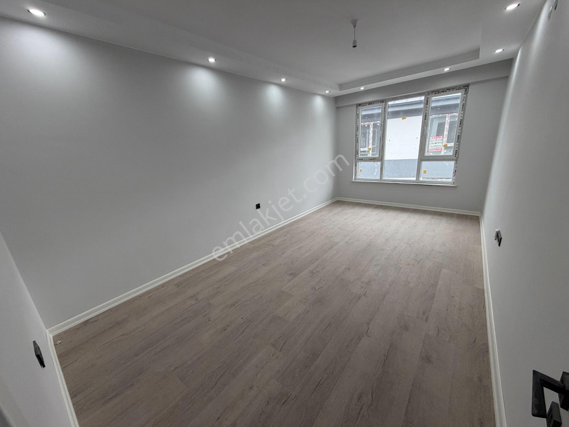 Estorıa'dan Büyükpark Yakını Geniş Balkonlu 2+1 Daire — fotoğraf 2