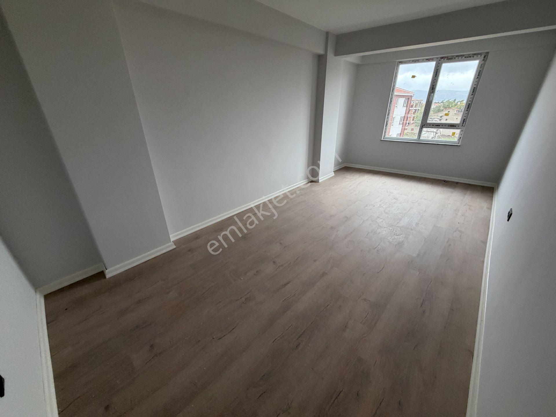 Estorıa'dan Büyükpark Yakını Geniş Balkonlu 2+1 Daire — fotoğraf 10