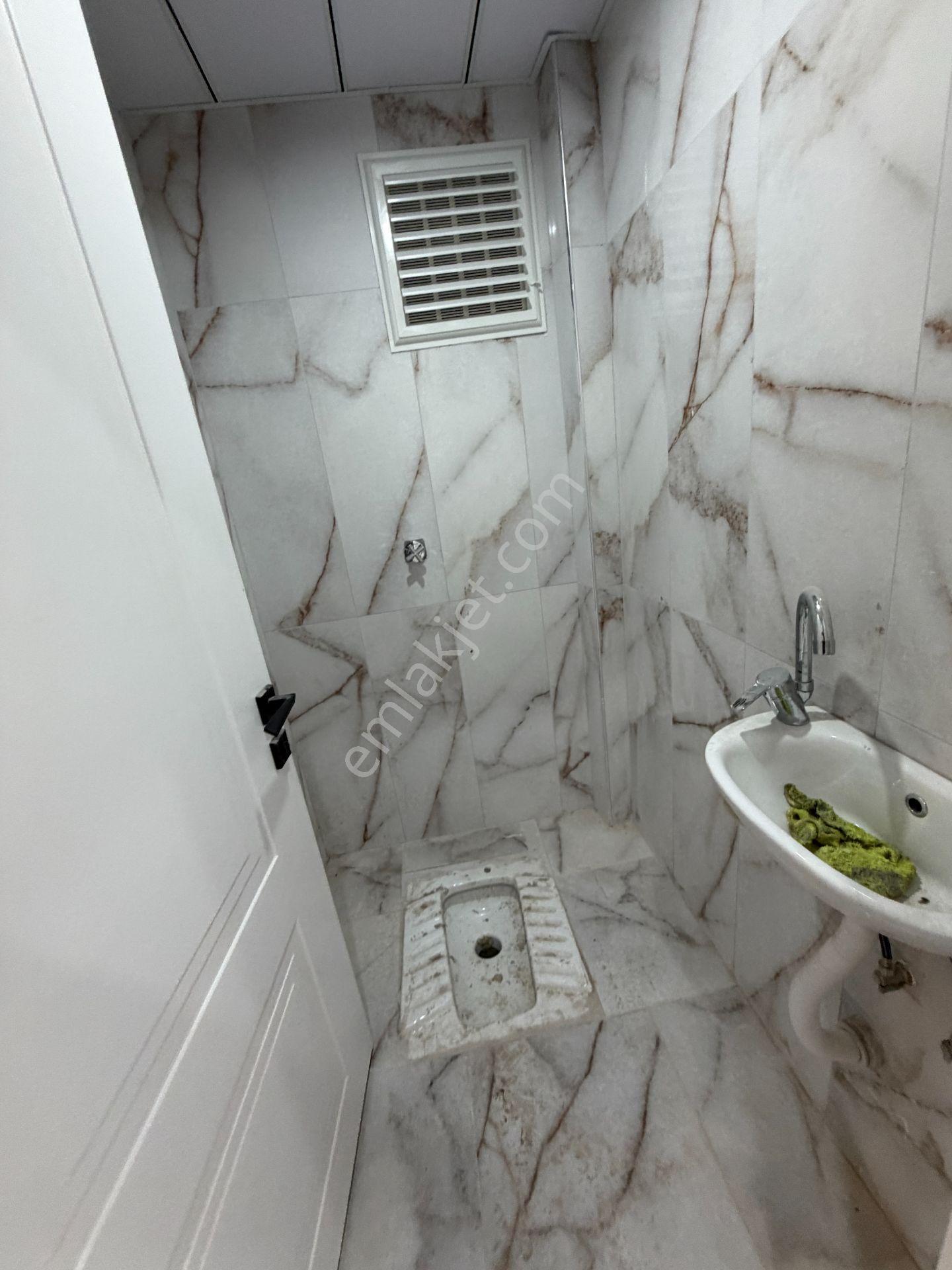 Estorıa'dan Büyükpark Yakını Geniş Balkonlu 2+1 Daire — fotoğraf 16