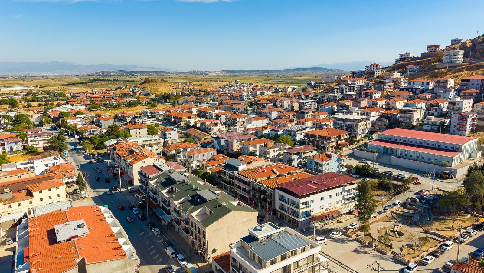 Foça Bağarası Kazım Dirik Mah. 2+1 Merkezi Konum Satılık Daire — fotoğraf 12