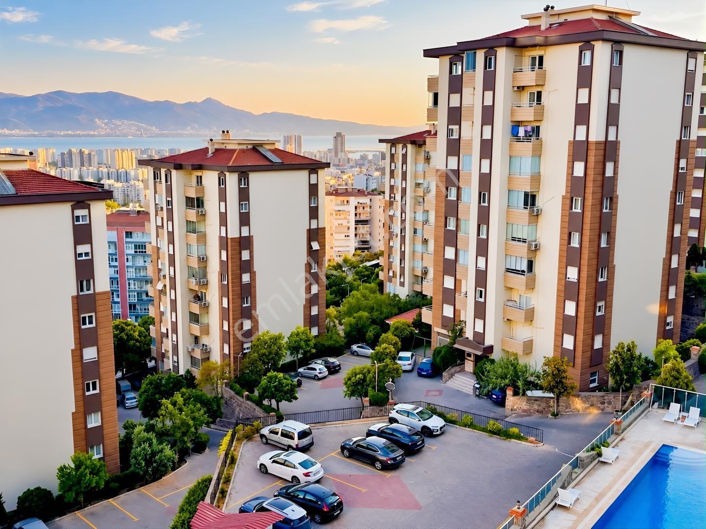 Saygınnergiz Team - Körfezköy Sitesi Deniz Manzaralı 3+1 Daire — fotoğraf 10