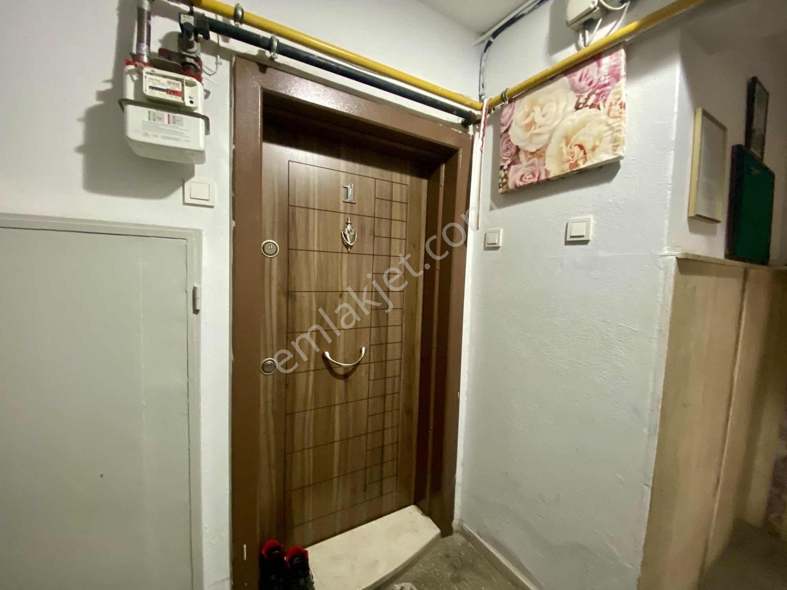Saygınnergiz Team - Bahçelievler Bahçe Katı 3+1 Daire — fotoğraf 32