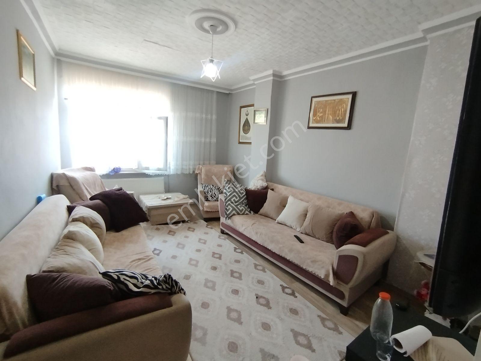 Aslı Emlak'tan Yunus Emre Mah 2+1 Kat 4 — fotoğraf 3