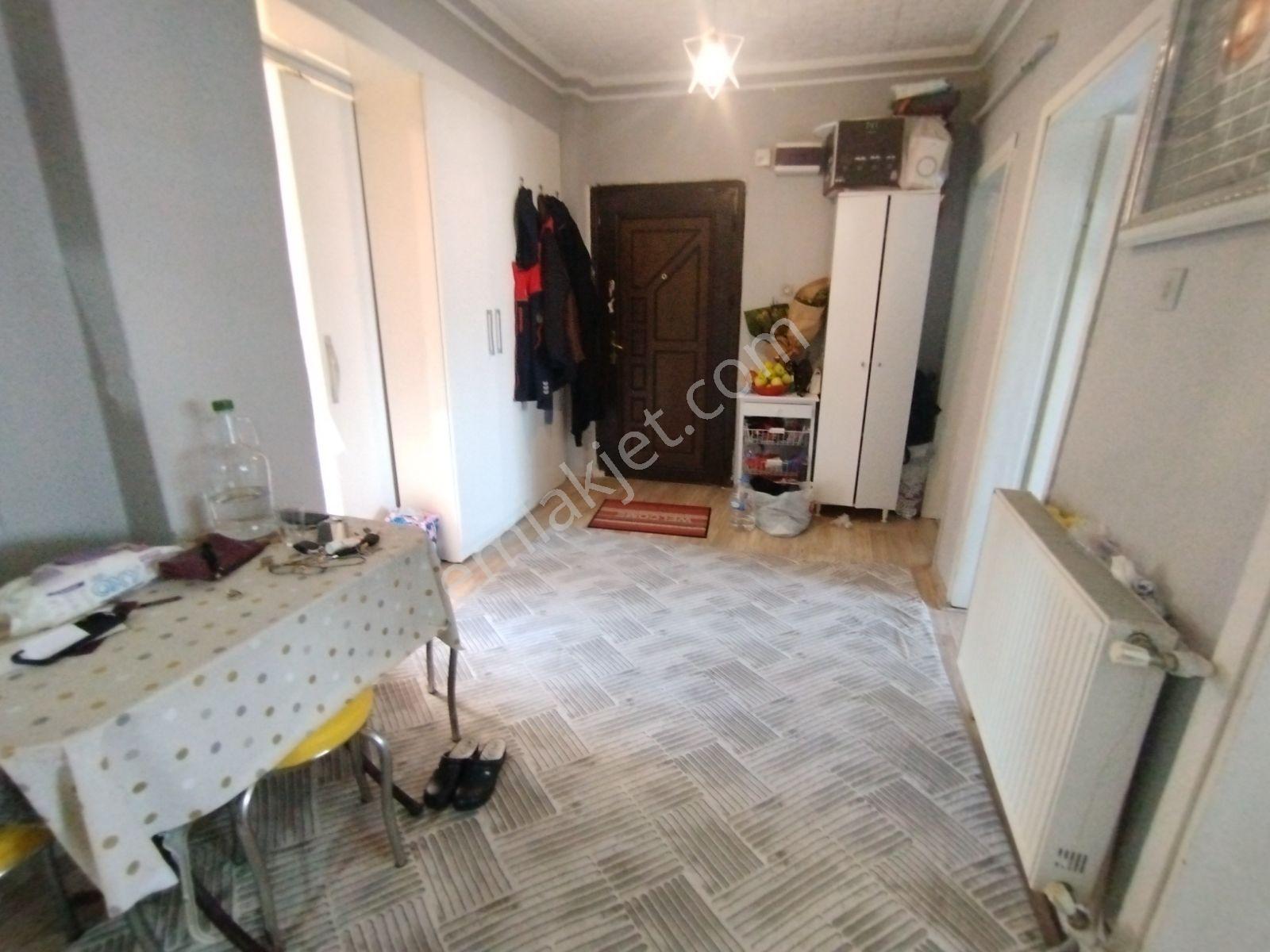 Aslı Emlak'tan Yunus Emre Mah 2+1 Kat 4 — fotoğraf 22