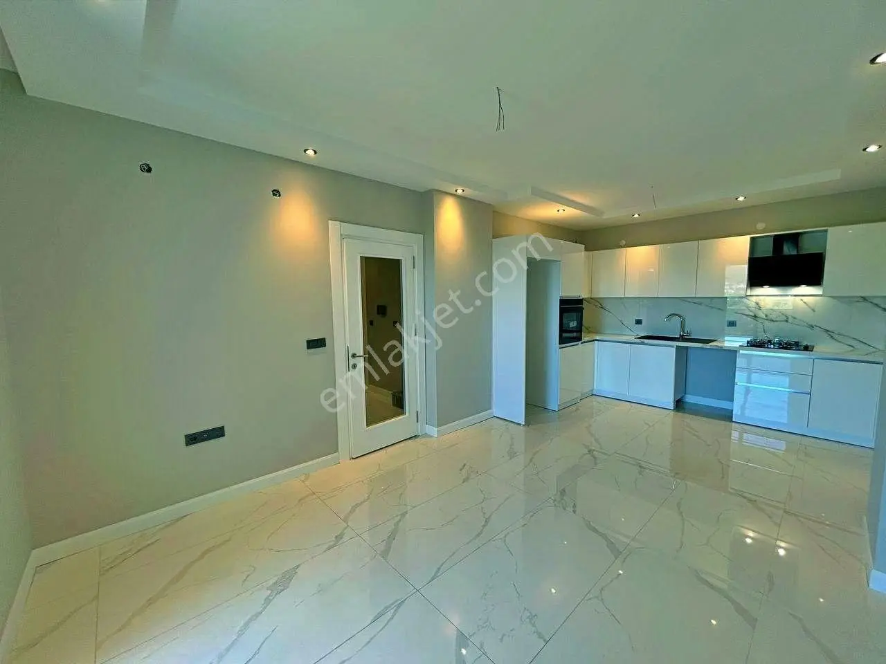 Uytun'dan Akçay-güre Arası Havuzlu Lüks Sitede 2+1 Dubleks Daire — fotoğraf 3