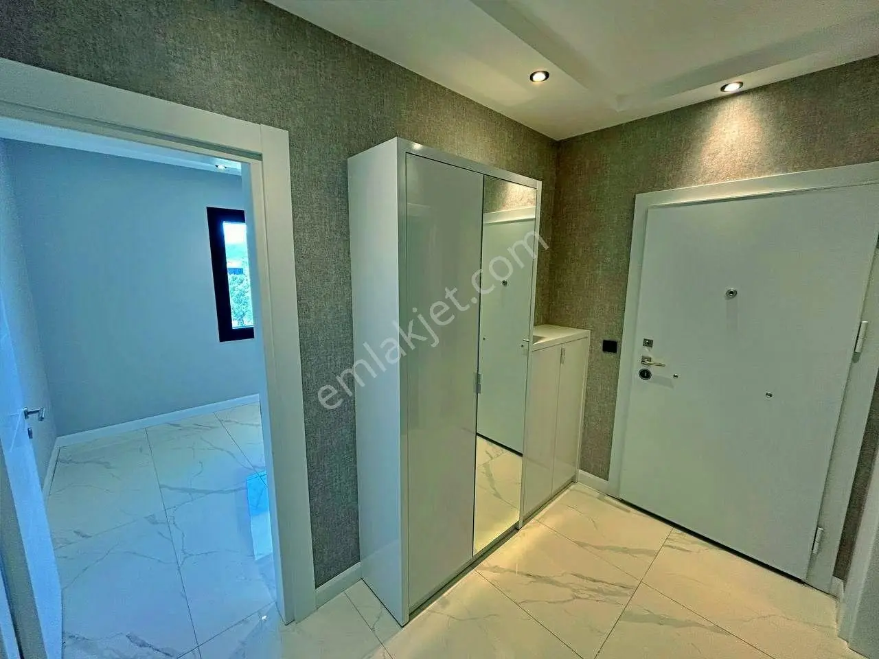 Uytun'dan Akçay-güre Arası Havuzlu Lüks Sitede 2+1 Dubleks Daire — fotoğraf 11