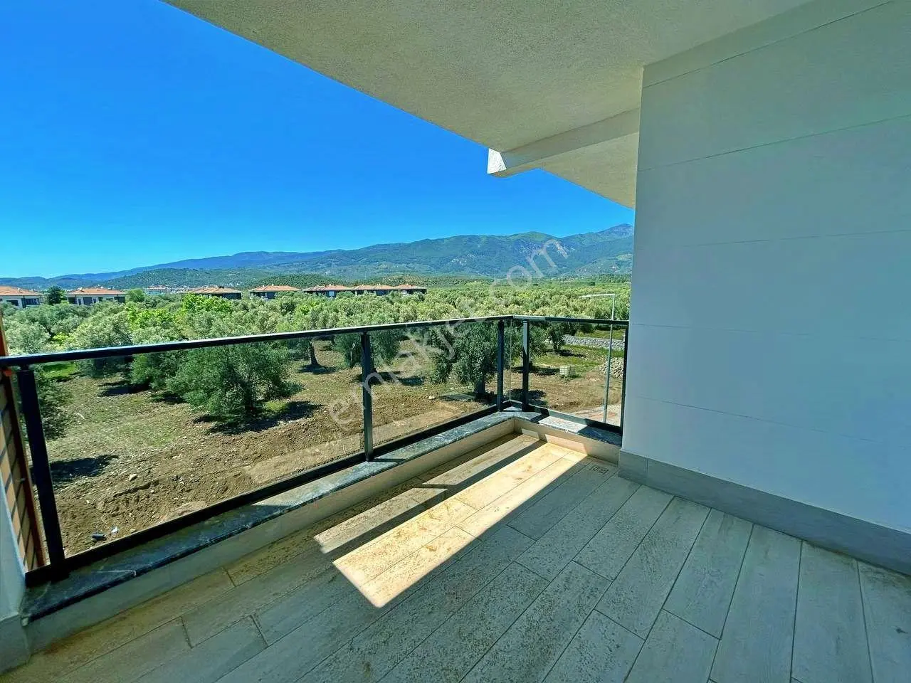 Uytun'dan Akçay-güre Arası Havuzlu Lüks Sitede 2+1 Dubleks Daire — fotoğraf 13