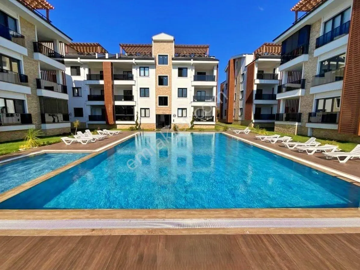 Uytun'dan Akçay-güre Arası Havuzlu Lüks Sitede 2+1 Dubleks Daire — fotoğraf 19