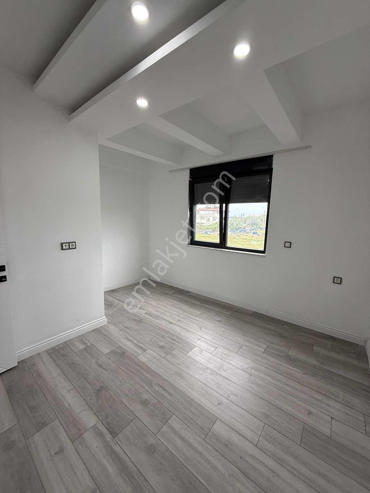 Side'da Site İçinde 2+1 Bahçe Katı Dubleks Daire — fotoğraf 21