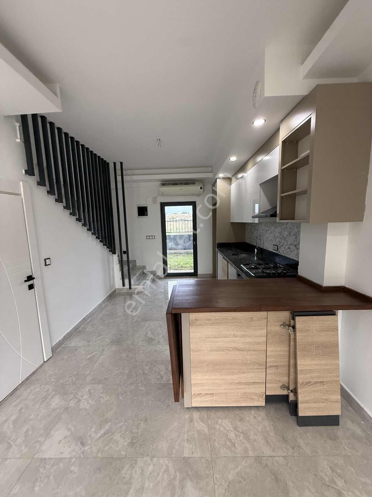 Side'da Site İçinde 2+1 Bahçe Katı Dubleks Daire — fotoğraf 25