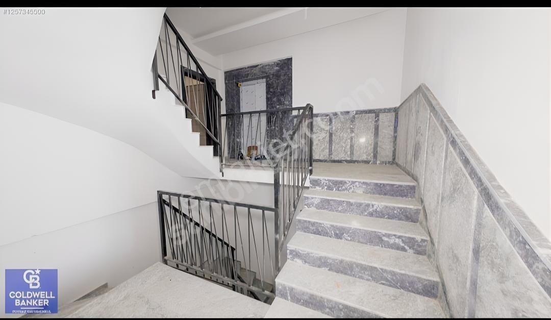 Menderes Coldwell Banker Poyraz'dan Gümüldür Merkezde 2+1 Daire — fotoğraf 5