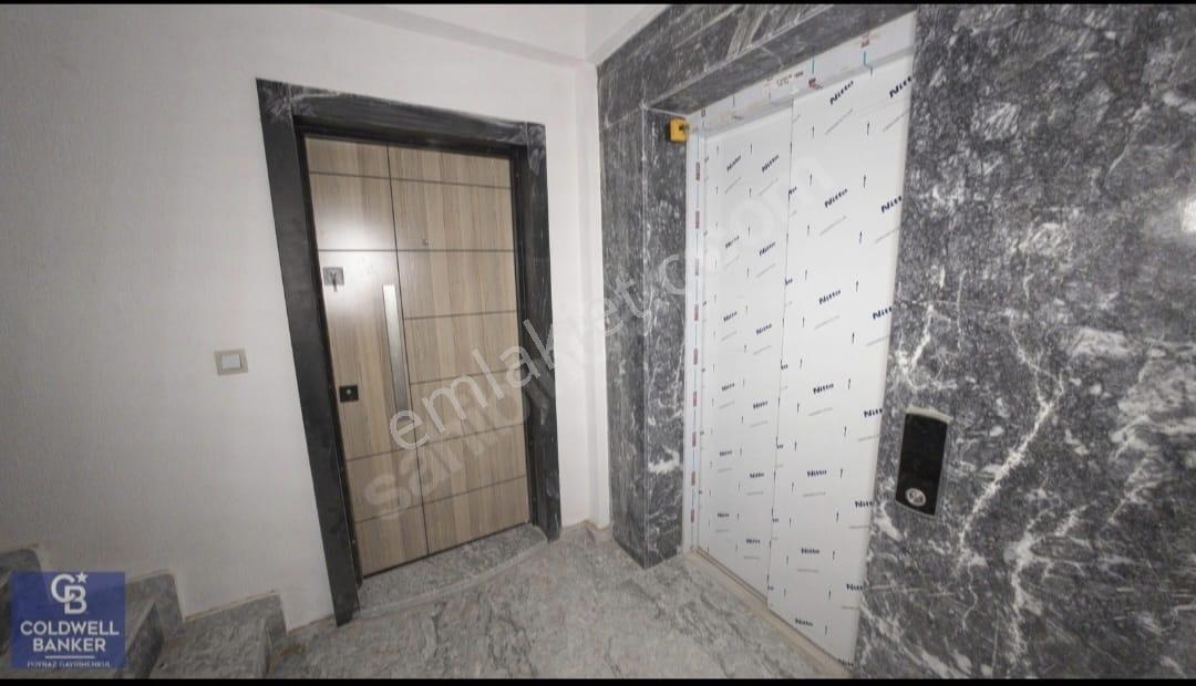 Menderes Coldwell Banker Poyraz'dan Gümüldür Merkezde 2+1 Daire — fotoğraf 21