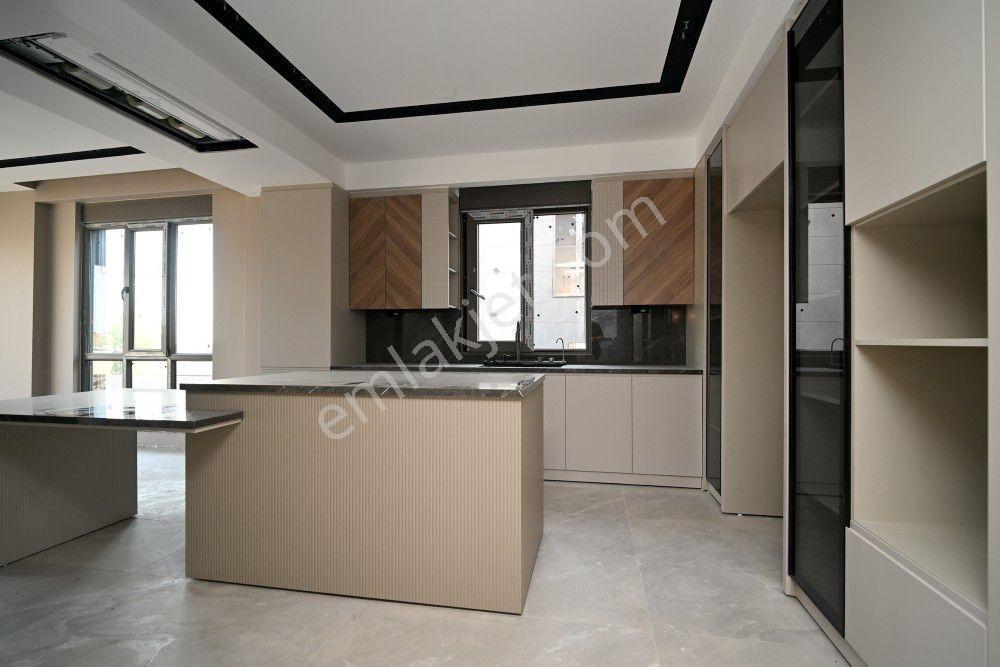 Emlak 72'den Gültepe Mah.satılık Ultra Lüks Triplex Villa — fotoğraf 8
