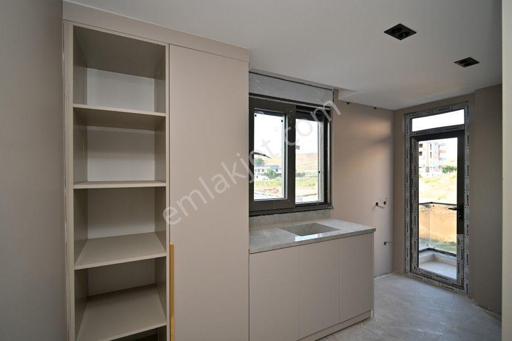 Emlak 72'den Gültepe Mah.satılık Ultra Lüks Triplex Villa — fotoğraf 9