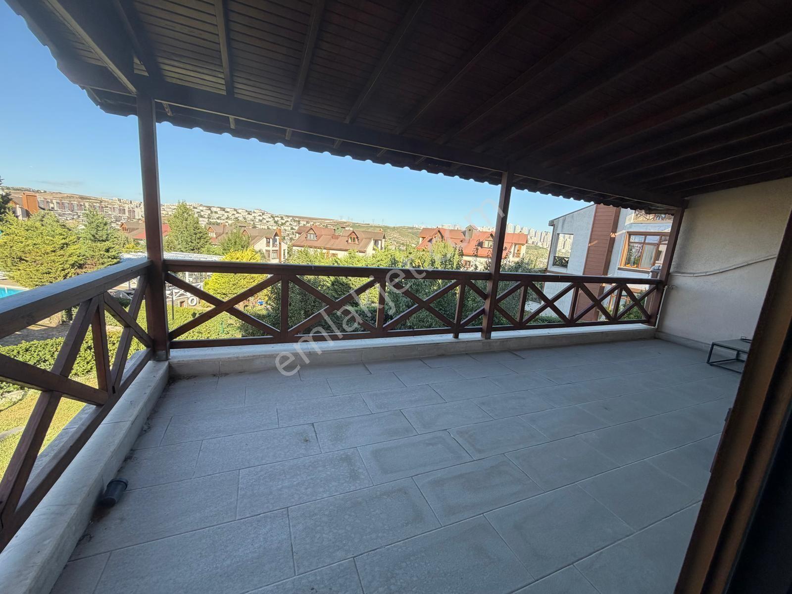 Bahçeşehir 2. Kısım Sezgin Villaları Sitesinde 7+2 Lüks Villa — fotoğraf 14