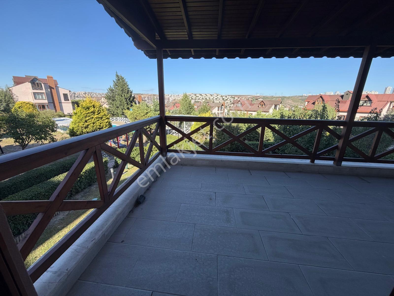 Bahçeşehir 2. Kısım Sezgin Villaları Sitesinde 7+2 Lüks Villa — fotoğraf 15