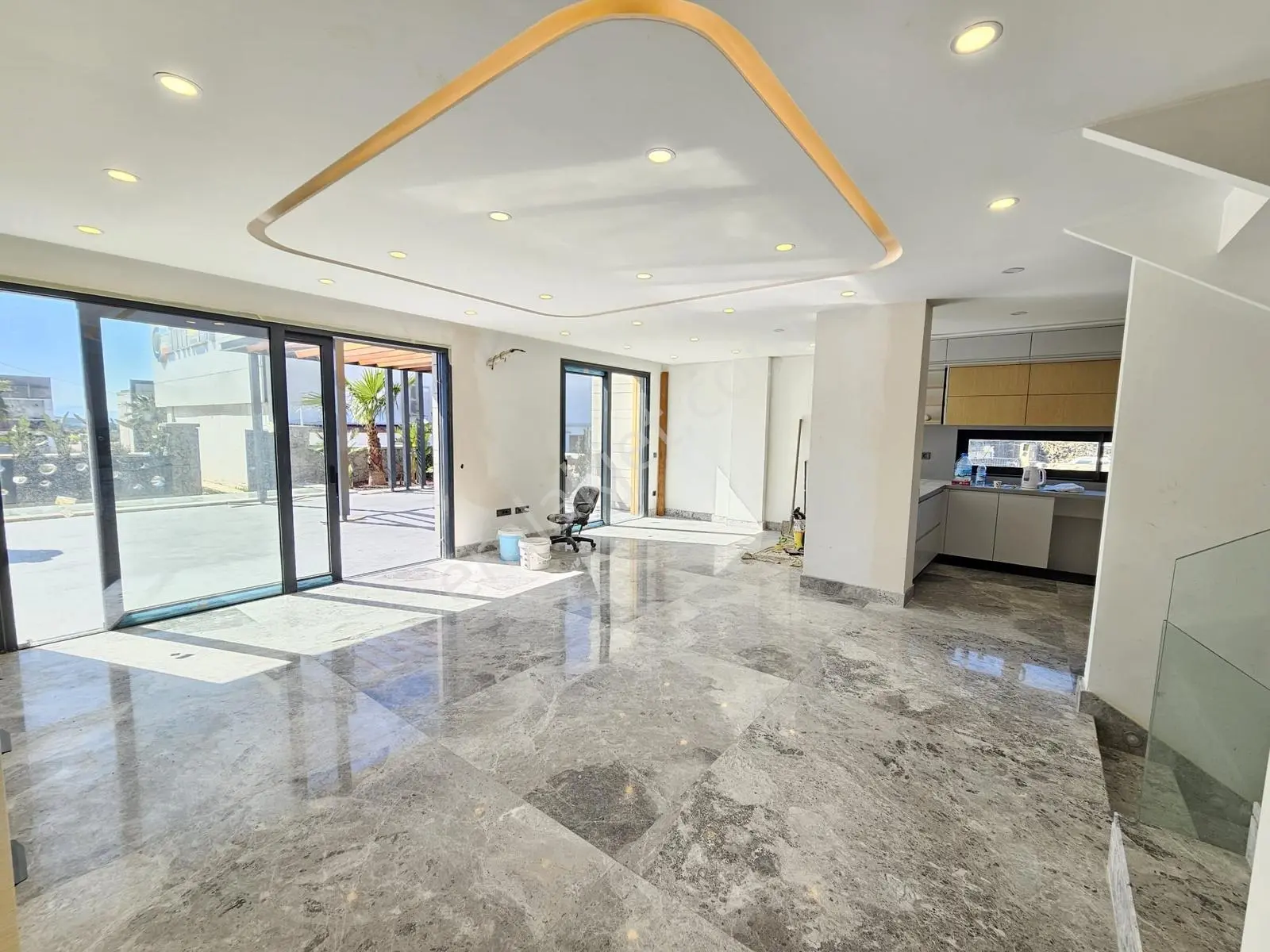 Konacık'ta Ana Yola Yakın 450 M2 İster Ofis İster Havuzlu Villa! — fotoğraf 2