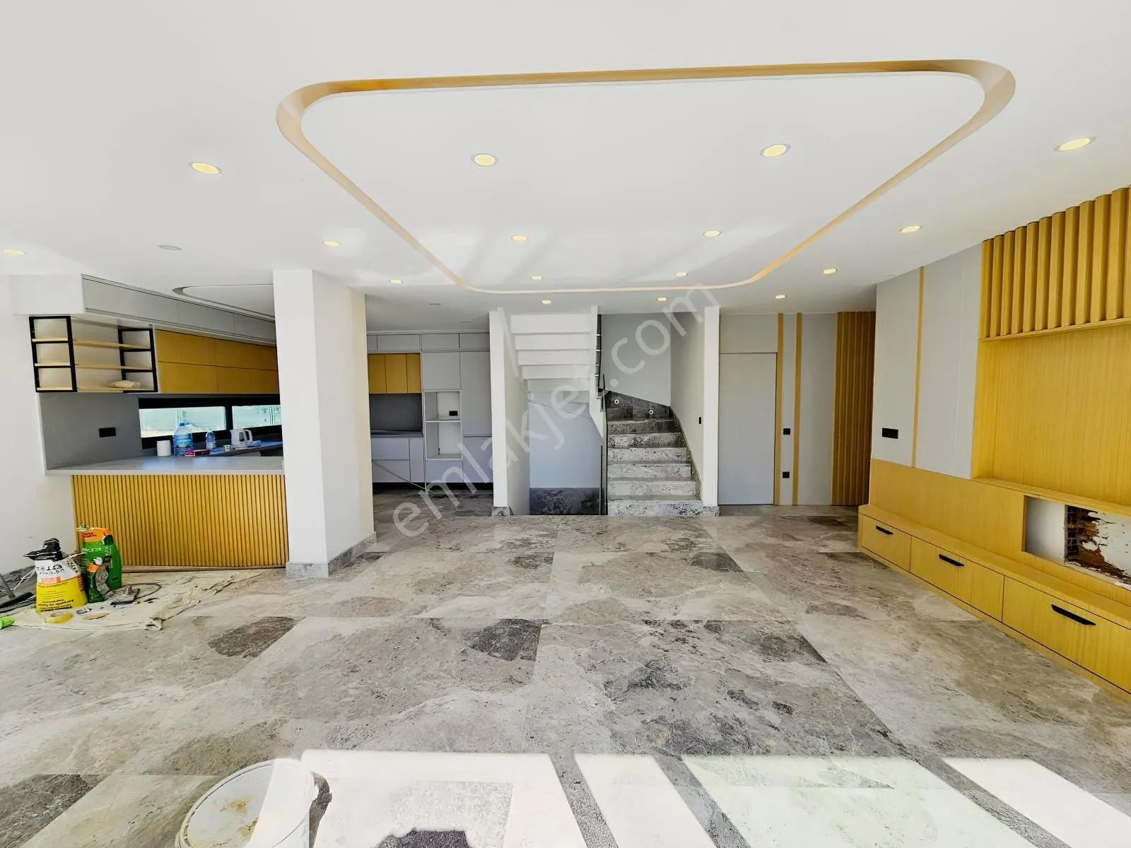 Konacık'ta Ana Yola Yakın 450 M2 İster Ofis İster Havuzlu Villa! — fotoğraf 4