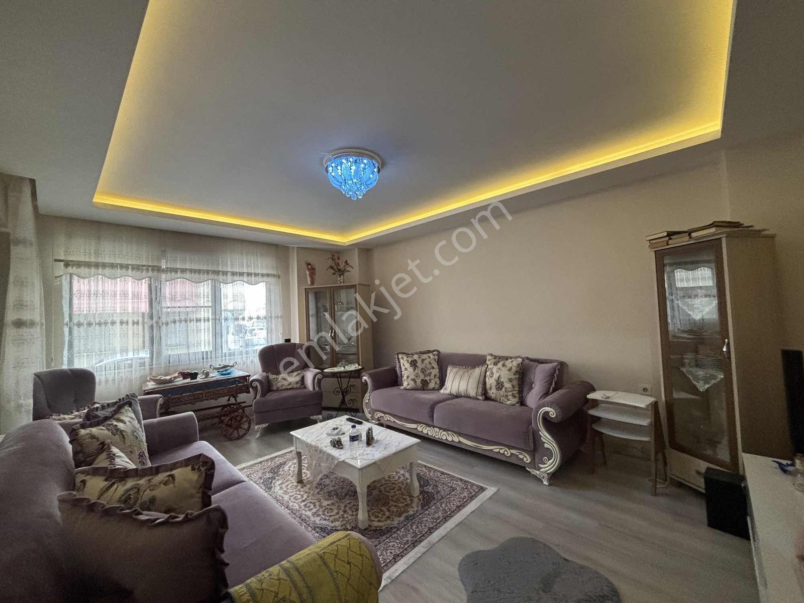Cumhuriyet'Te 140M² Masrafsız Lüks 3+1! Taşınmaya Hazır