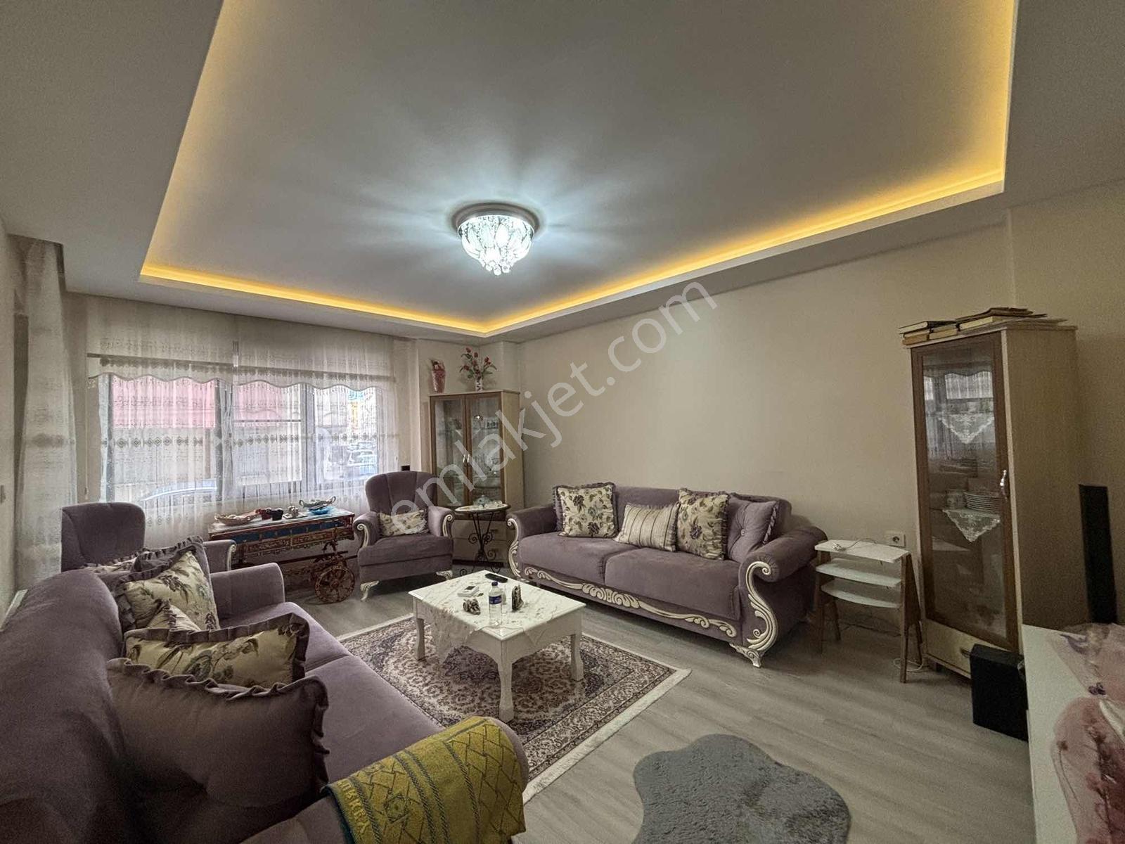 Cumhuriyet'te 140m² Masrafsız Lüks 3+1! Taşınmaya Hazır — fotoğraf 2