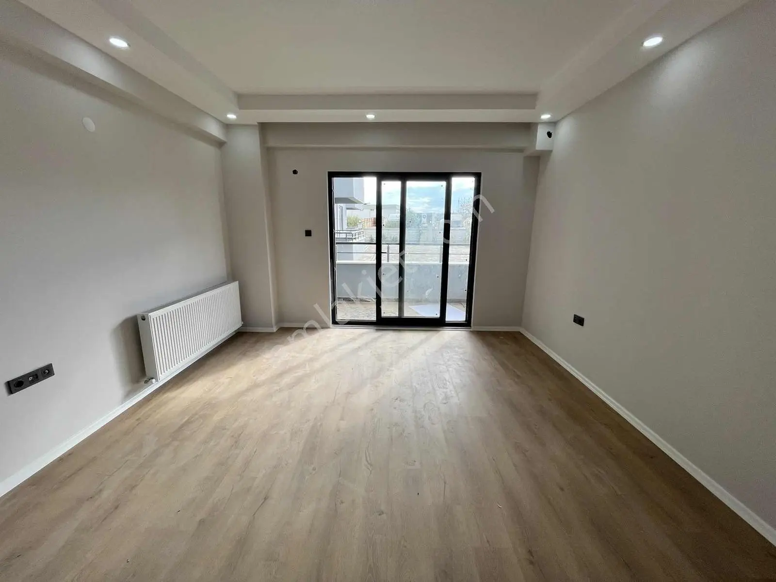 Bağdel Emlaktan Uygun Fiyata Satılık Kaliteli 1+1 Daire — fotoğraf 9