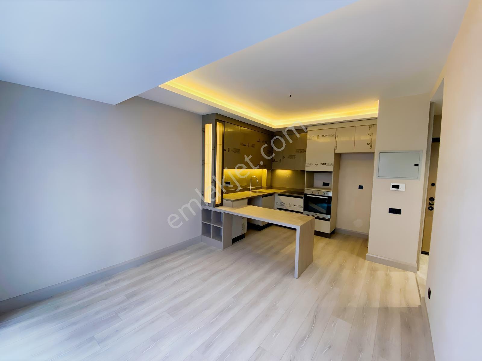 Öveçler Lizbon Cad.menekşe Yapı Botanik Sitesinde Satılık 1+1 — fotoğraf 2