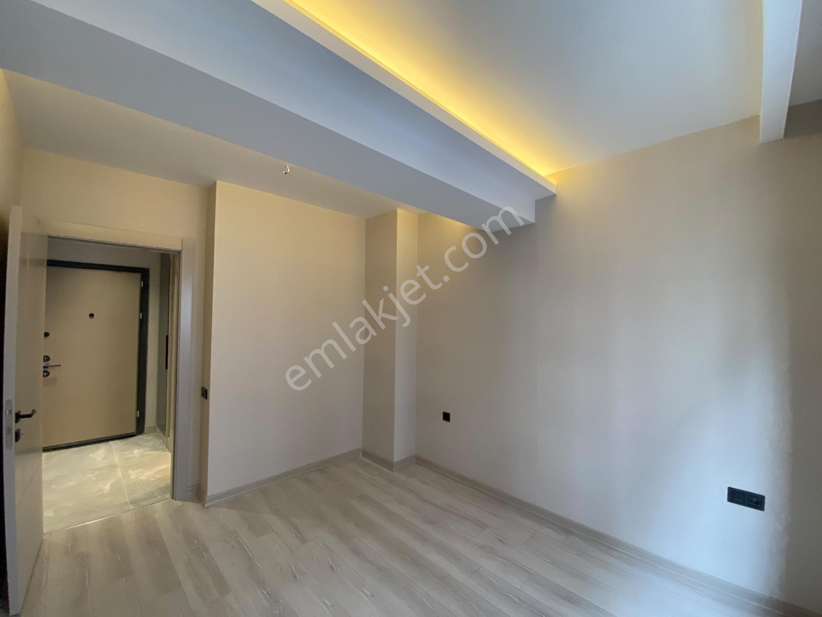 Öveçler Lizbon Cad.menekşe Yapı Botanik Sitesinde Satılık 1+1 — fotoğraf 8