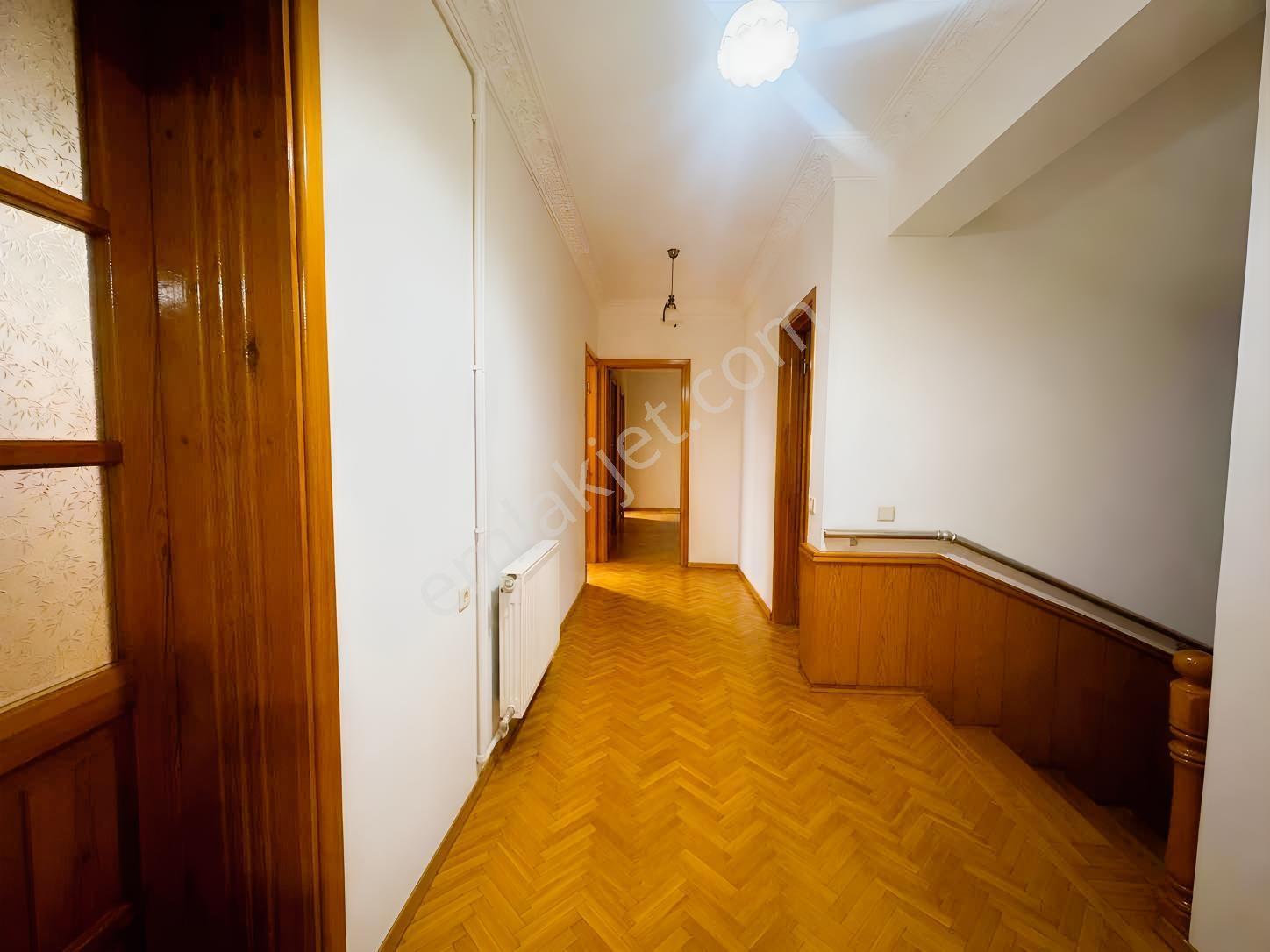 Ambarcı'dan Korutürkte,geniş Kullanımlı Satılık Villa — fotoğraf 9
