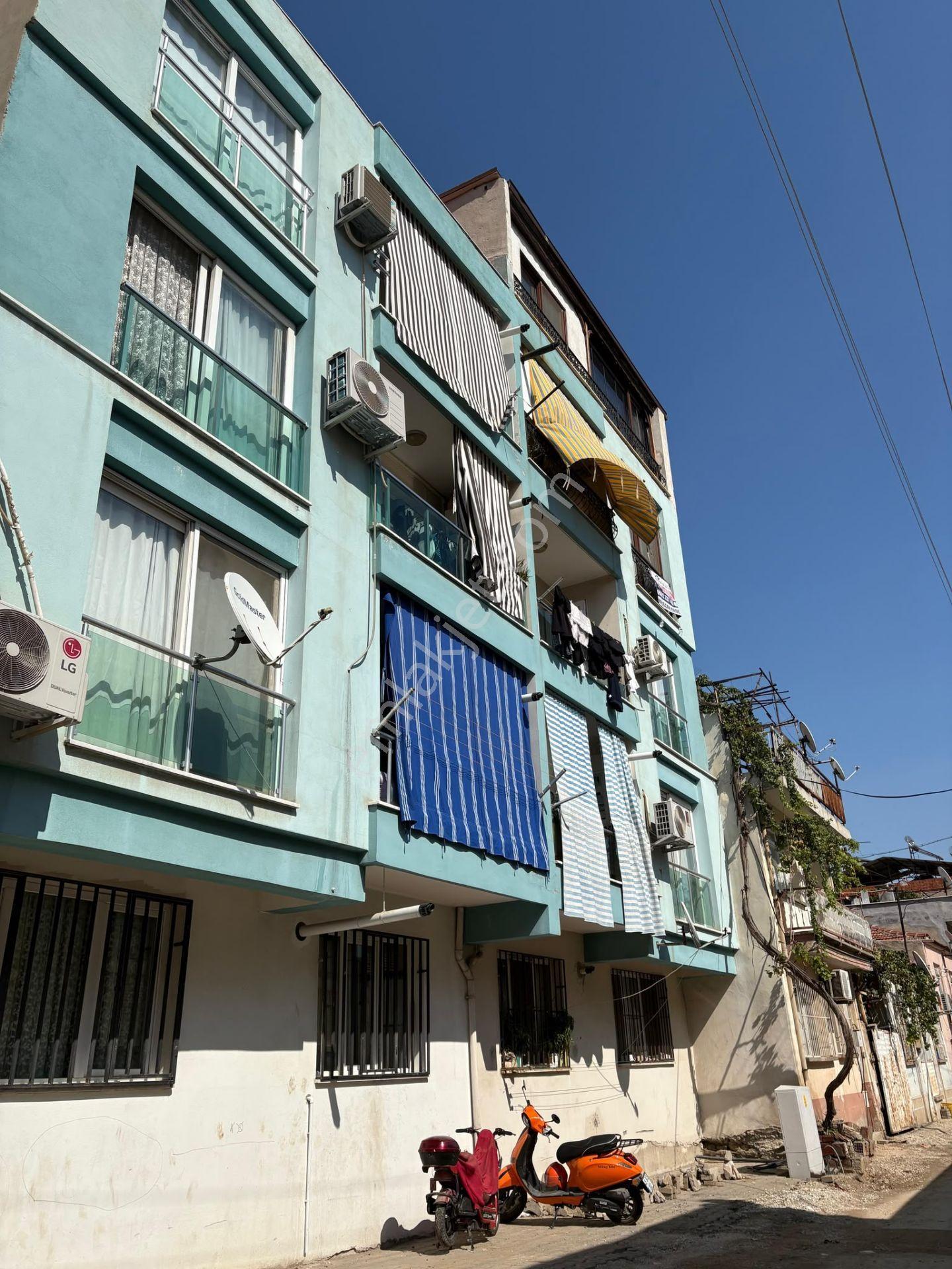 Salihli Erdem Emlak’tan Eskicami Mahallesi’nde – Çınarlı Caddesi’nin Bir Alt Sokağında Satılık 2+1 D — fotoğraf 13