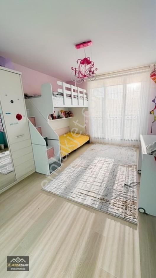 Altın Emlak Satıyor! Esenyurtta 4 Katlı Lüks Villa! — fotoğraf 13
