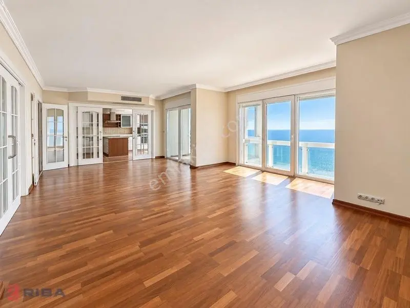 Fenerde Full Deniz Manzaralı 4+1 Satılık Daire — fotoğraf 6