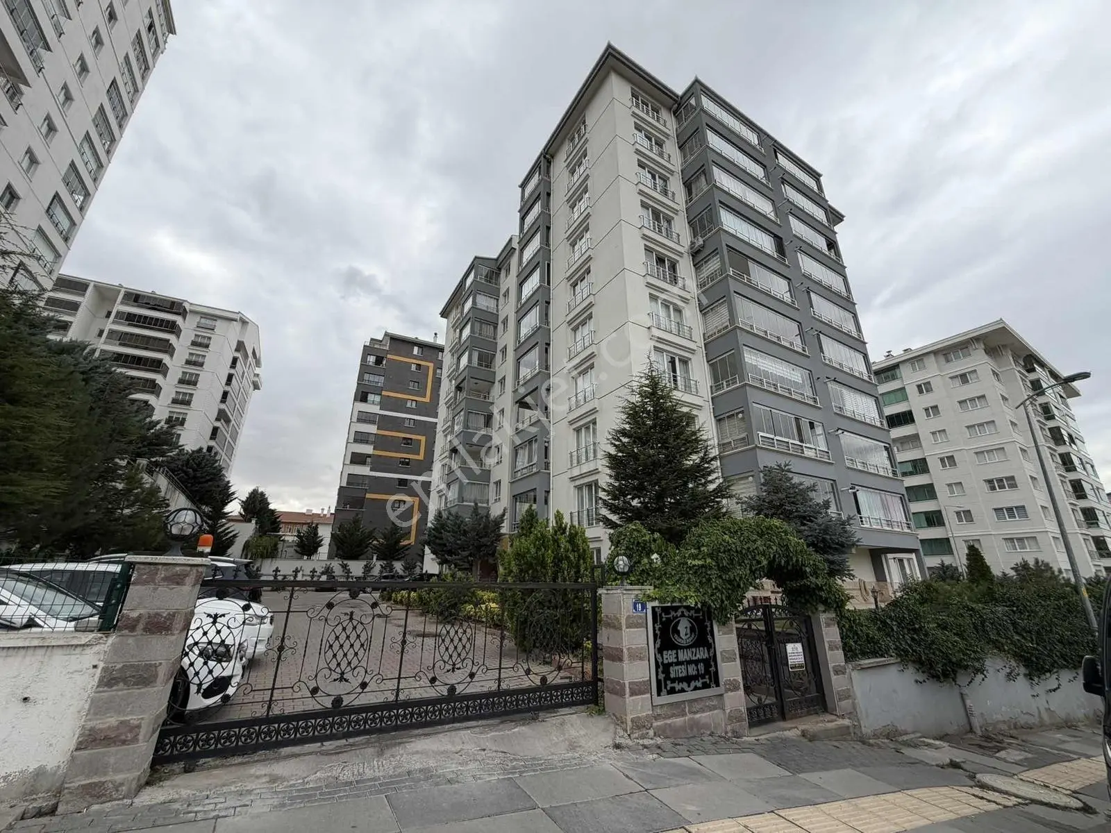 Eminevime Uygun Kredi Sorunu Yok ! Park Yanı Teras Balkonlu 3+1