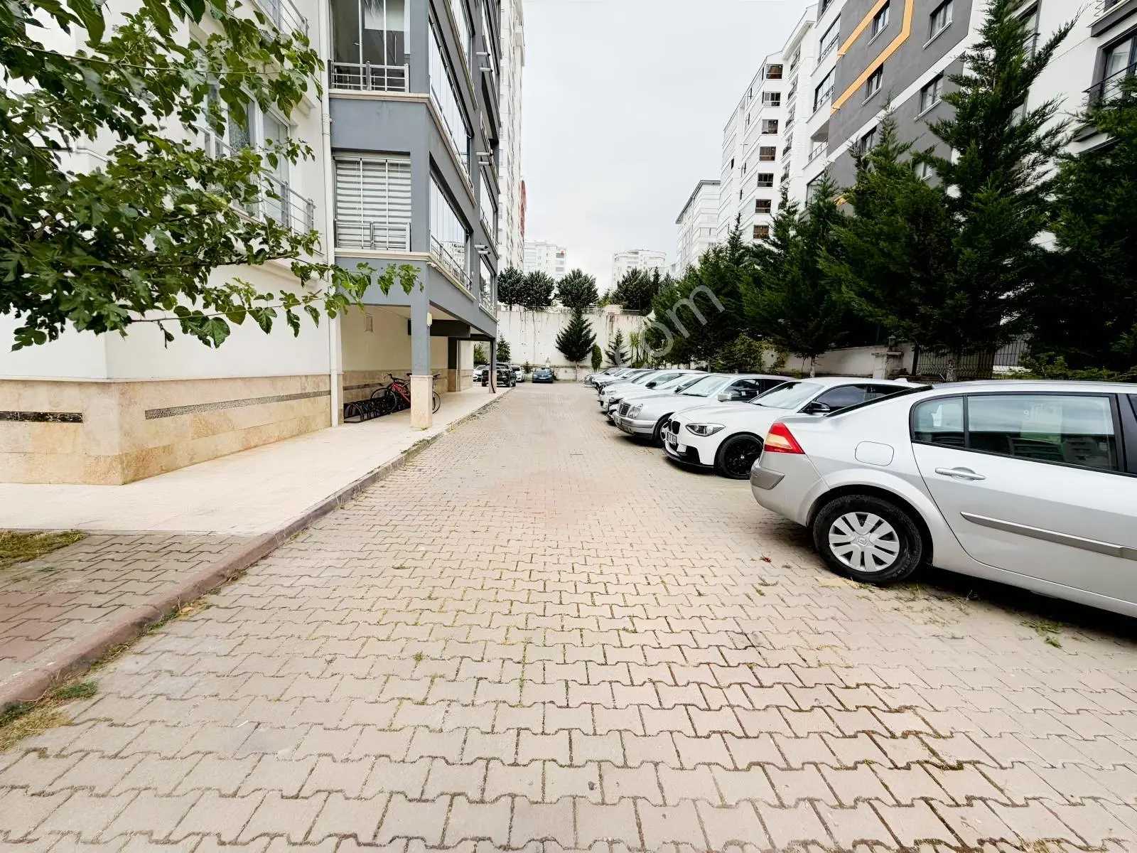 Eminevime Uygun Kredi Sorunu Yok ! Park Yanı Teras Balkonlu 3+1 — fotoğraf 6