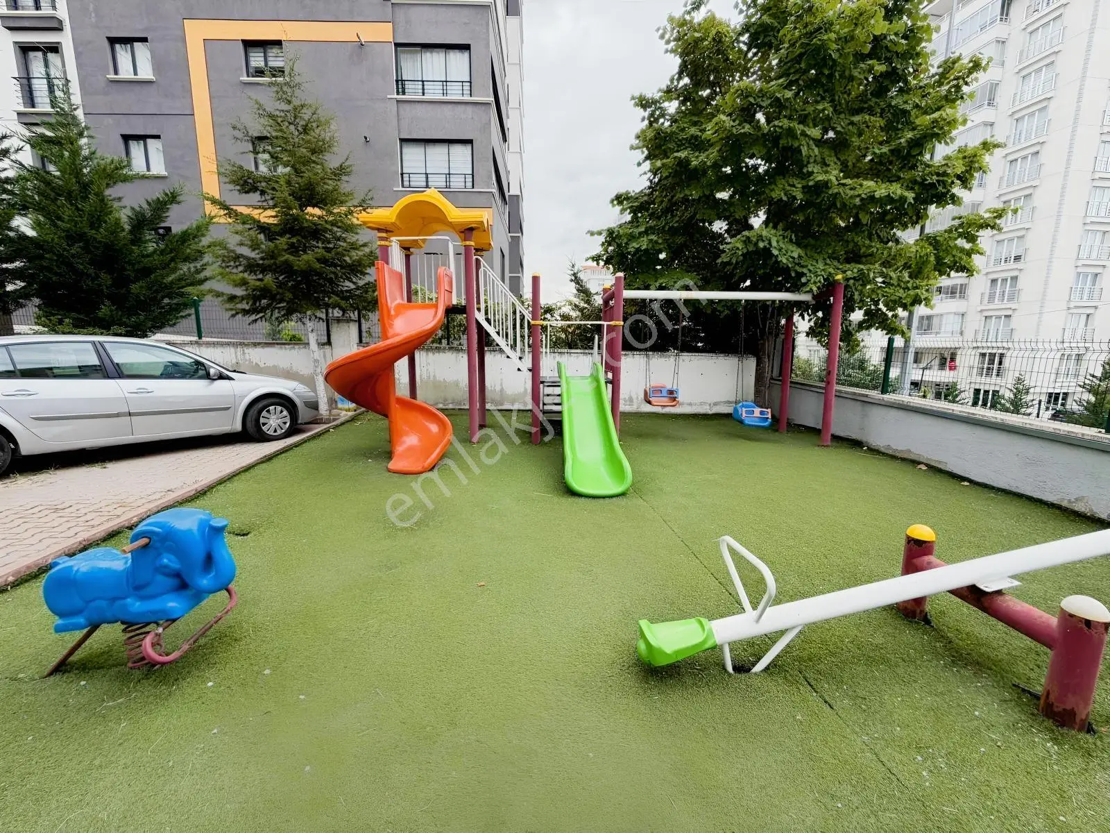 Eminevime Uygun Kredi Sorunu Yok ! Park Yanı Teras Balkonlu 3+1 — fotoğraf 7
