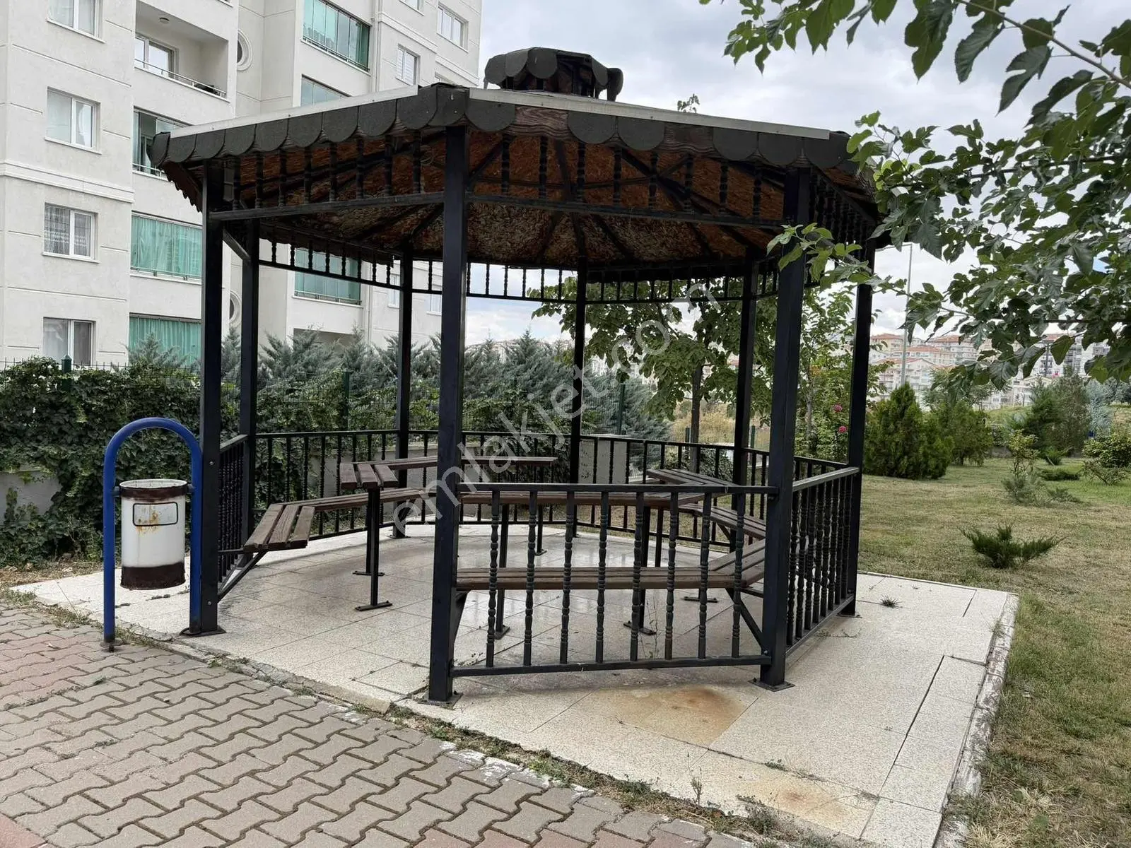 Eminevime Uygun Kredi Sorunu Yok ! Park Yanı Teras Balkonlu 3+1 — fotoğraf 9