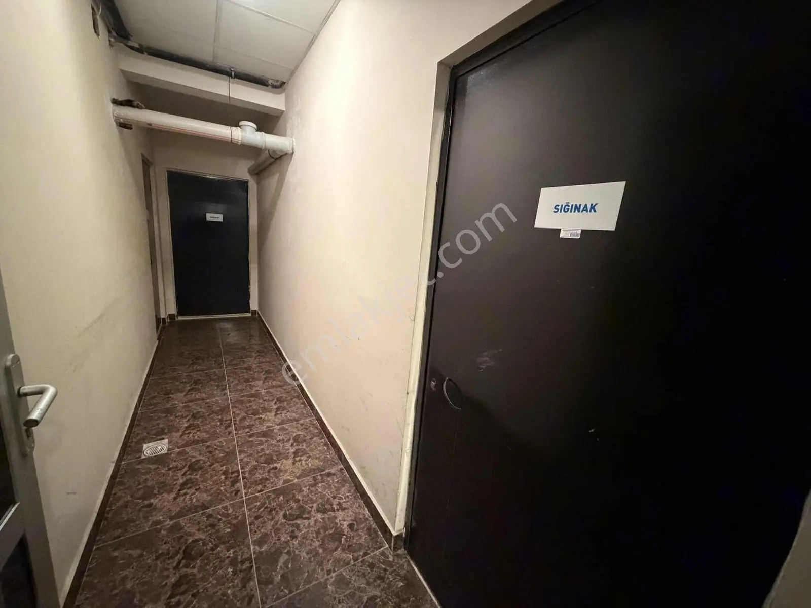 Eminevime Uygun Kredi Sorunu Yok ! Park Yanı Teras Balkonlu 3+1 — fotoğraf 10