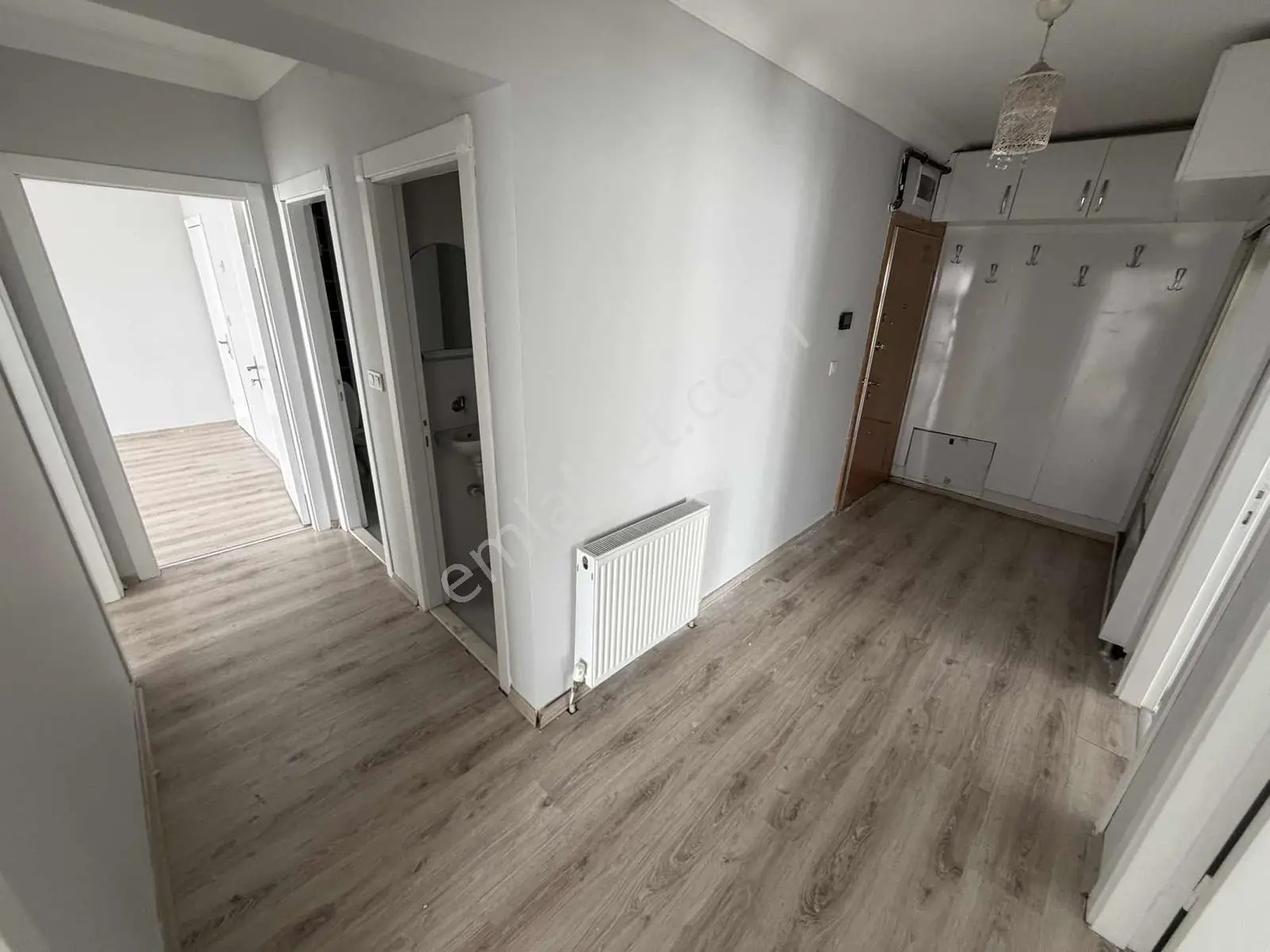 Eminevime Uygun Kredi Sorunu Yok ! Park Yanı Teras Balkonlu 3+1 — fotoğraf 32
