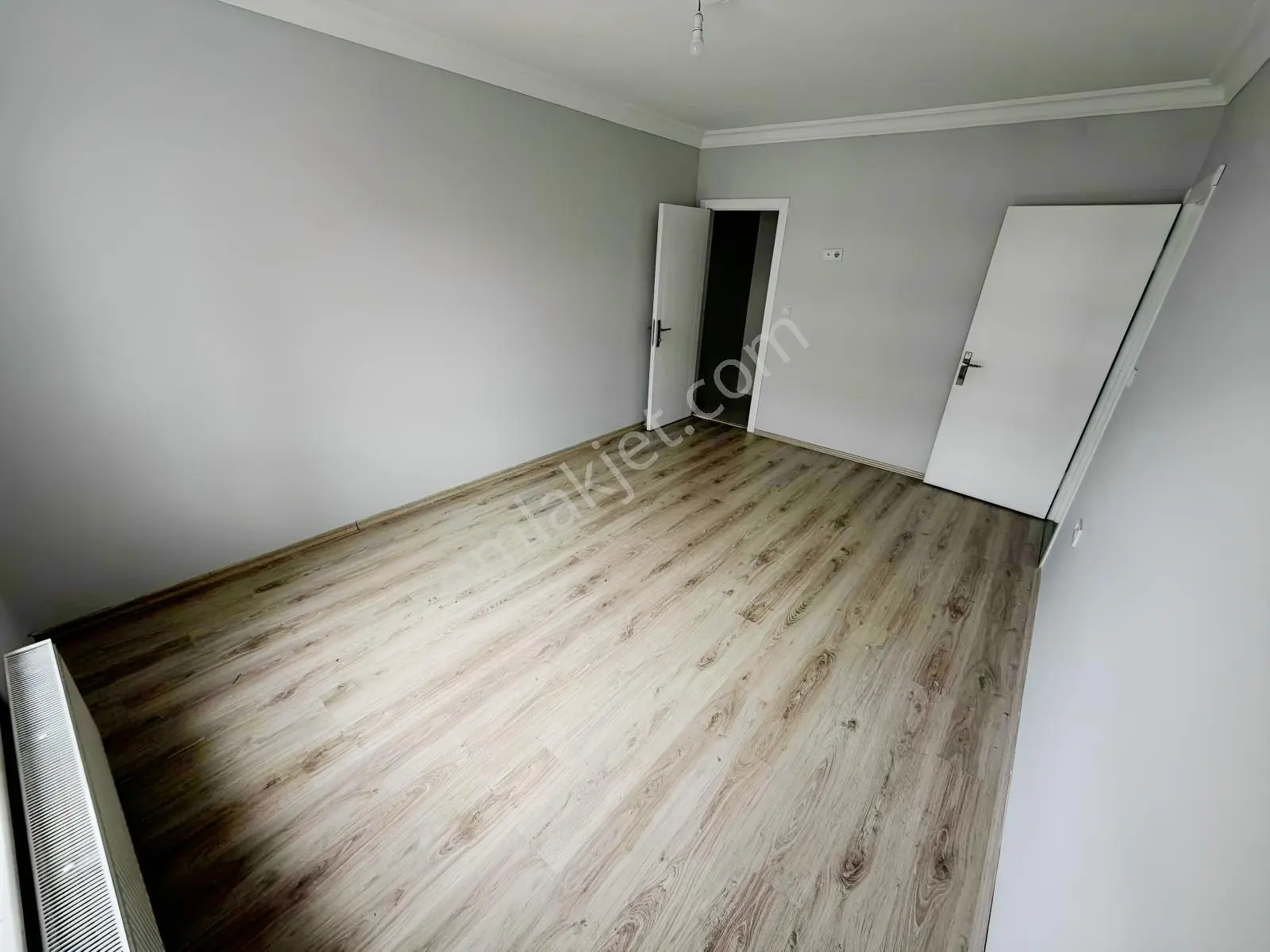 Eminevime Uygun Kredi Sorunu Yok ! Park Yanı Teras Balkonlu 3+1 — fotoğraf 36