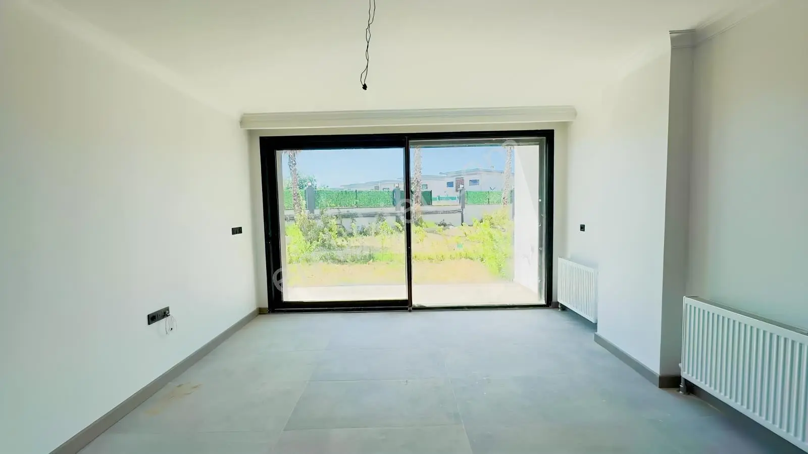 Sasalı Passa Riva En Güzel Cephe Satılık3+1 Dublex Bahçeli Daire — fotoğraf 2