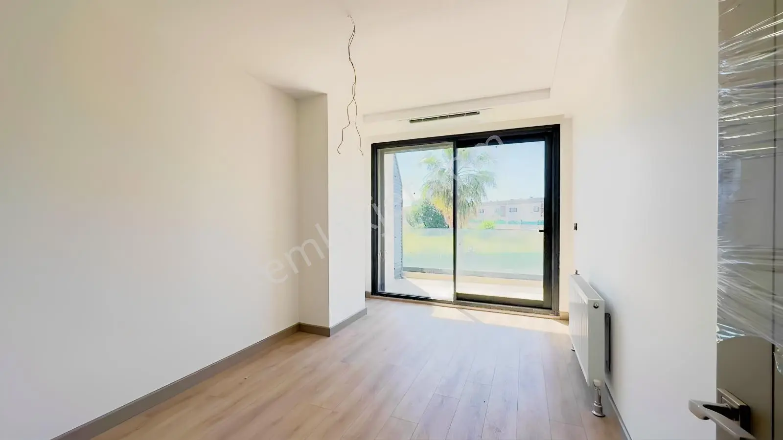 Sasalı Passa Riva En Güzel Cephe Satılık3+1 Dublex Bahçeli Daire — fotoğraf 5