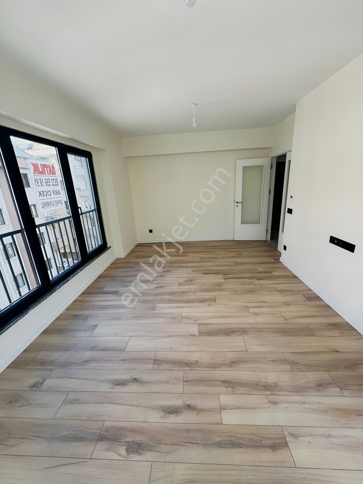 Merdivenköy Kiptaş Satılık 2+1 — fotoğraf 5