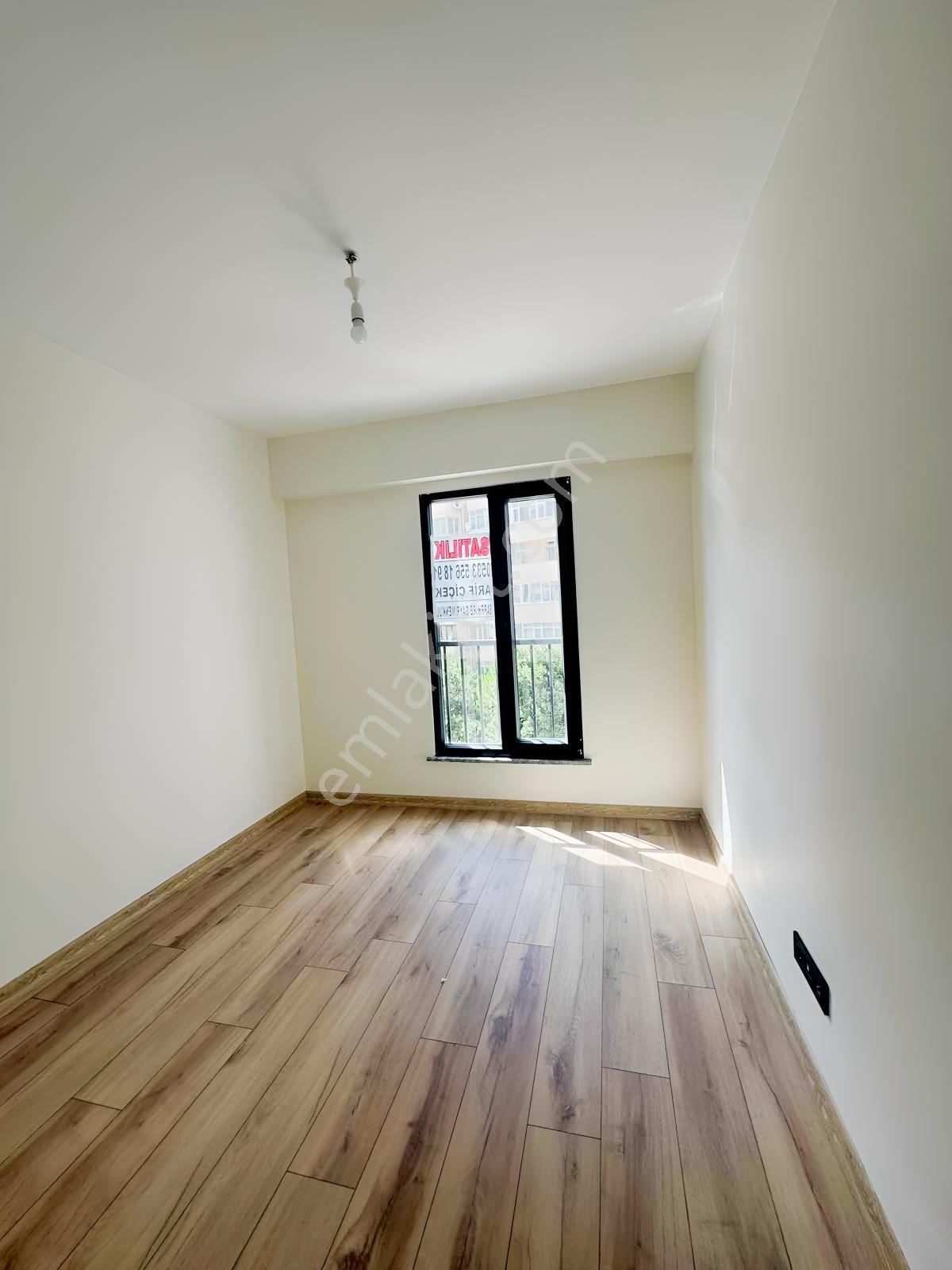 Merdivenköy Kiptaş Satılık 2+1 — fotoğraf 8