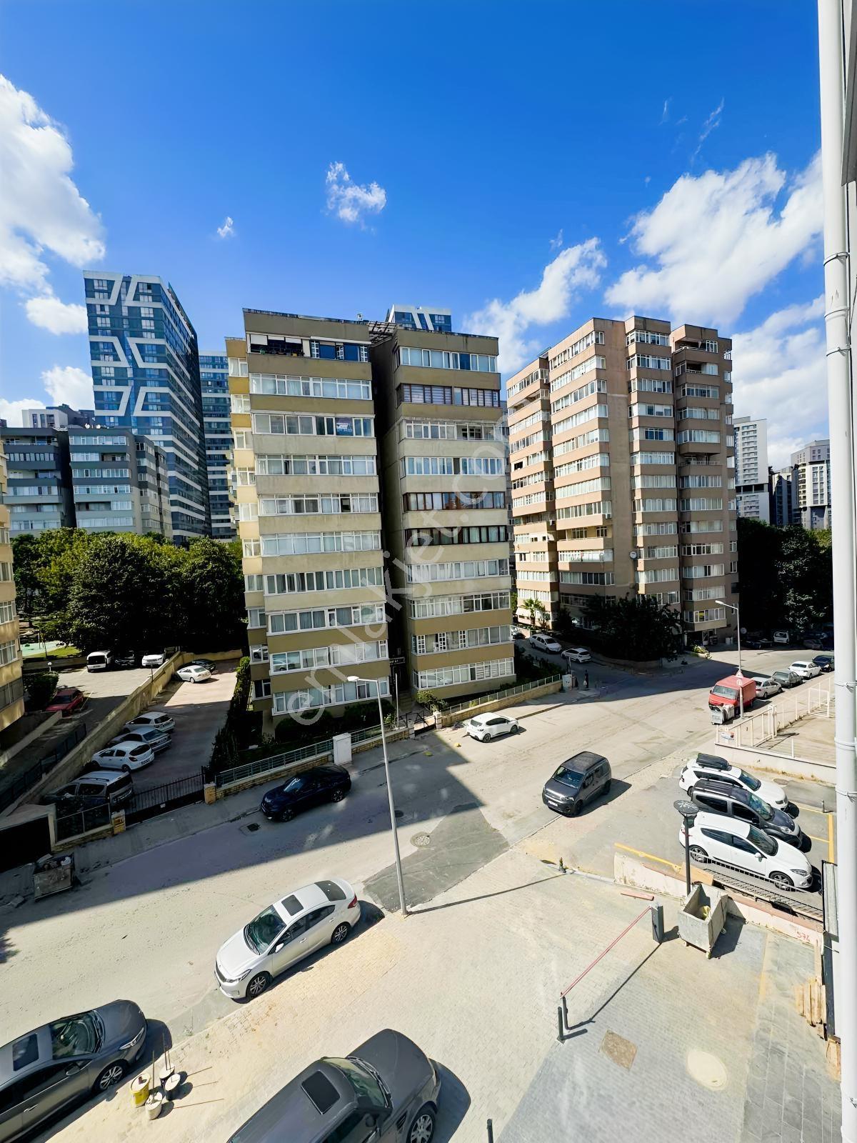 Merdivenköy Kiptaş Satılık 2+1 — fotoğraf 16