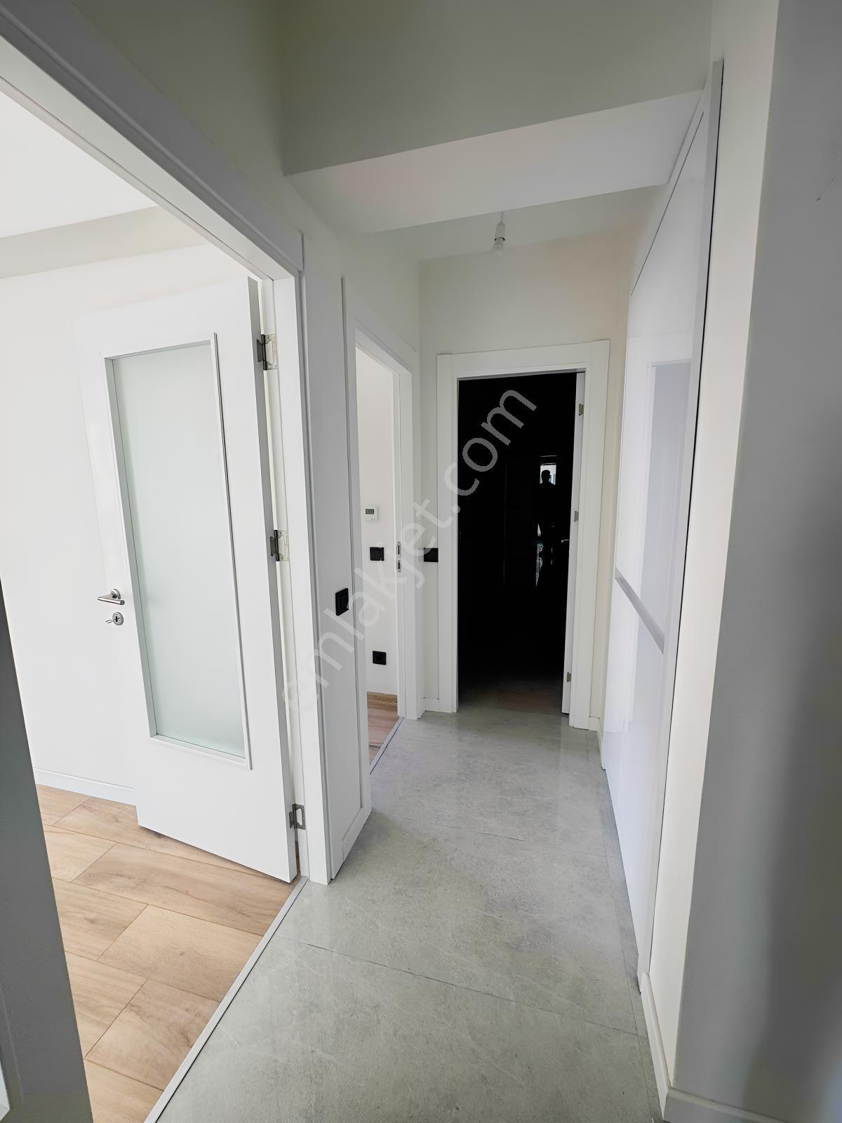 Merdivenköy Kiptaş Satılık 2+1 — fotoğraf 17