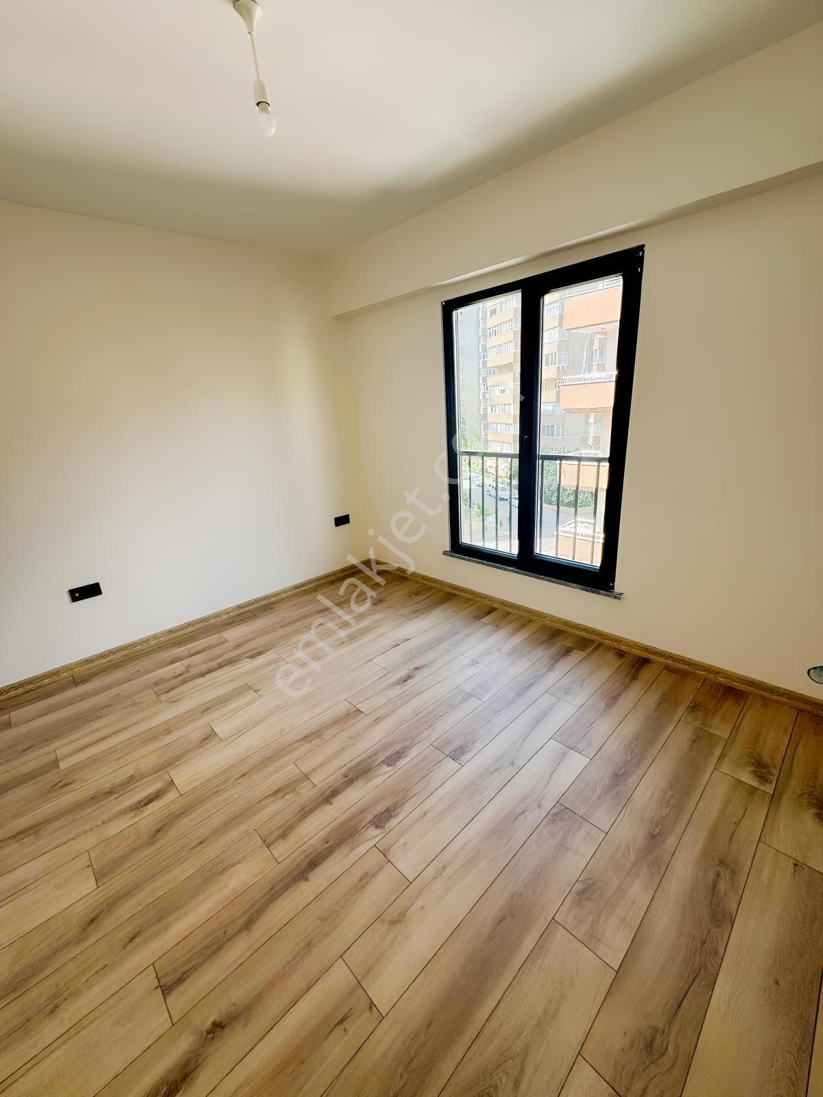 Merdivenköy Kiptaş Satılık 2+1 — fotoğraf 20