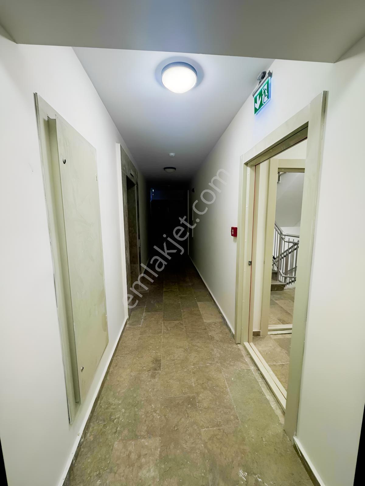 Merdivenköy Kiptaş Satılık 2+1 — fotoğraf 25