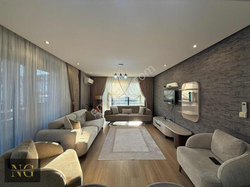 Nergisden Satılık 3+1 Atış Premium Sitesinde Daire