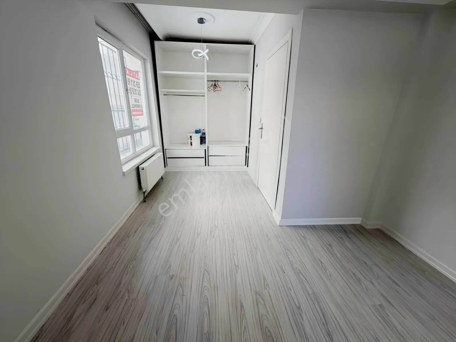 Misket Mahallesi Park Çarşı Yakını Asansörlü Y. Giriş Yapılı 2+1 — fotoğraf 20